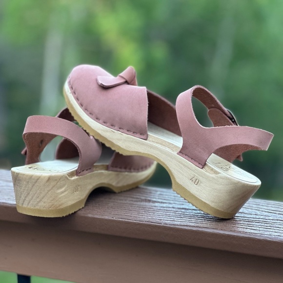 Sven Nu Buc Bow Tie Clogs - Peep Toes - Light Pink - Picture 2 of 6